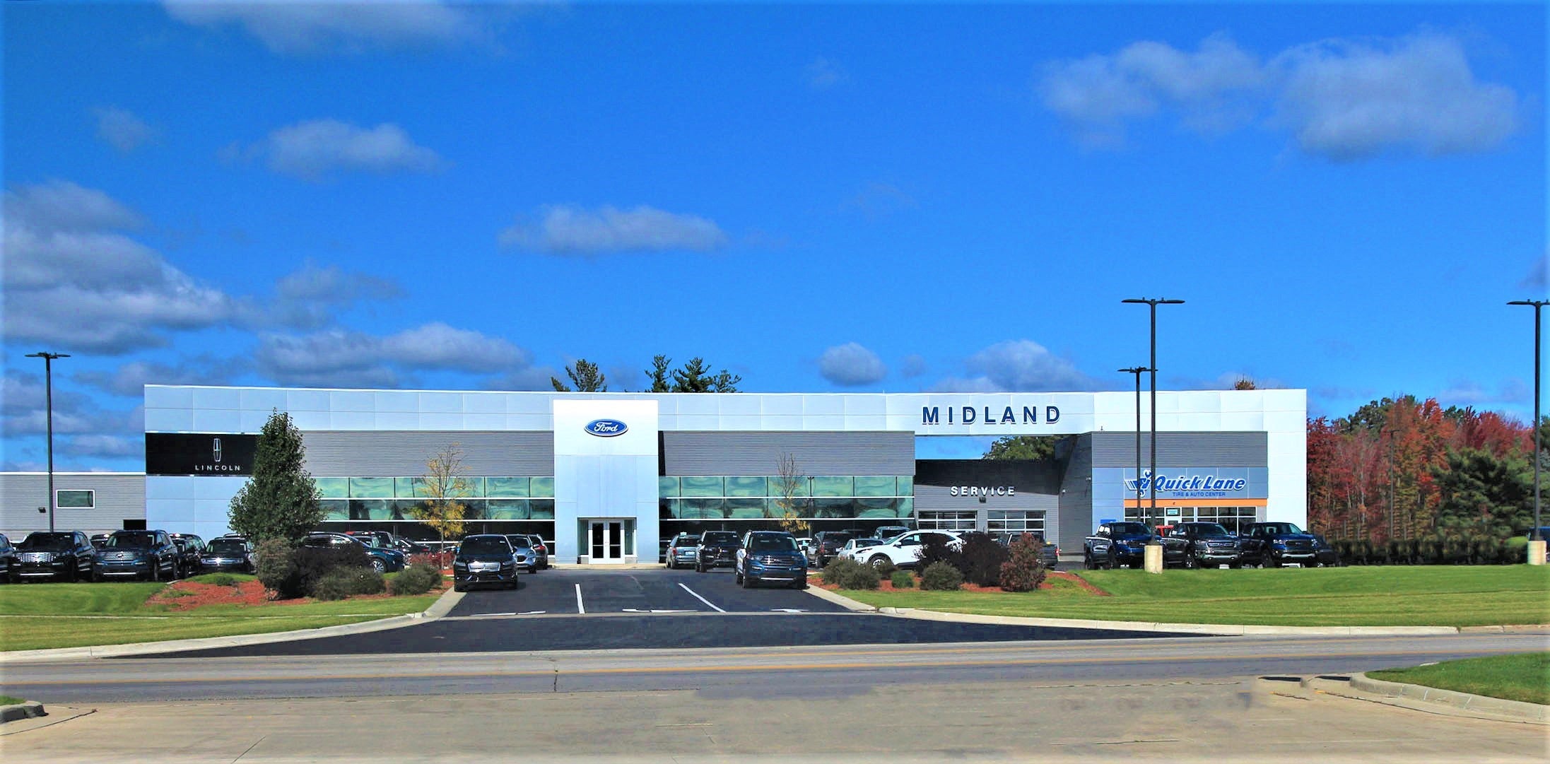 Midland Ford Collision Center Exterior