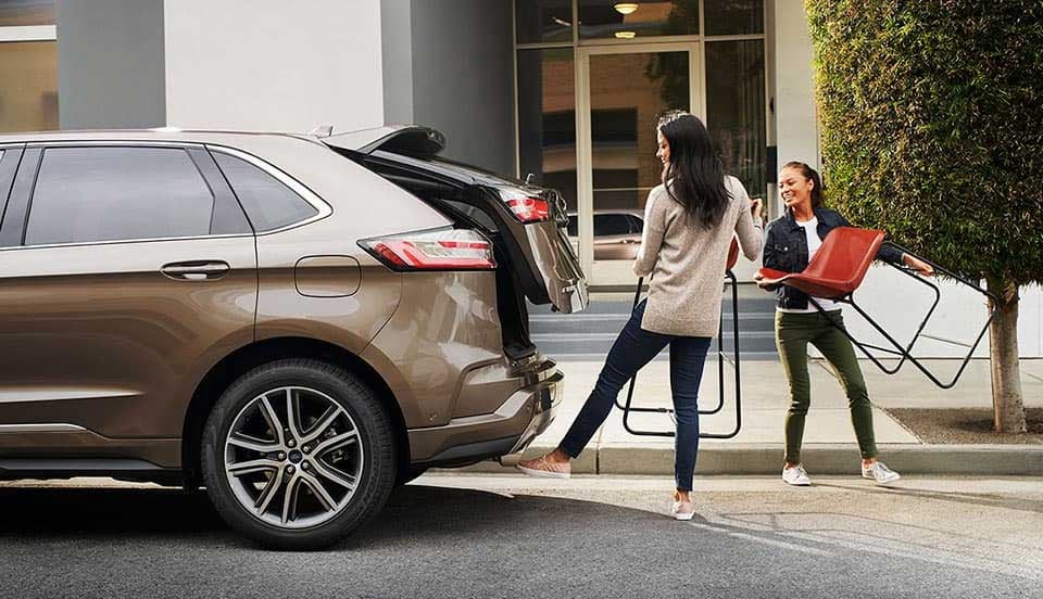 Ford Courtesy Transportation Program at Midland Ford in Midland MI